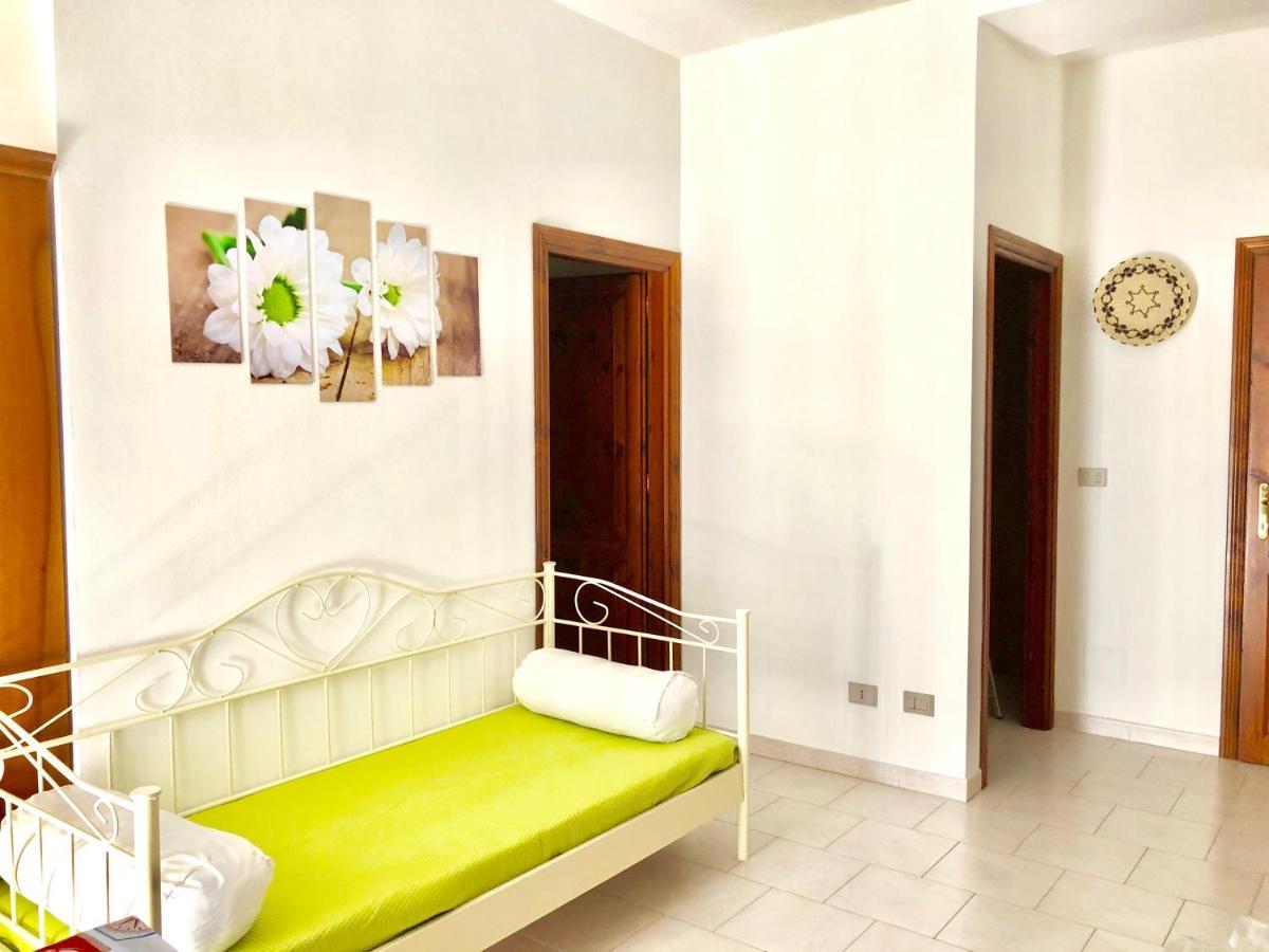 Tergu Apartment Maria מראה חיצוני תמונה