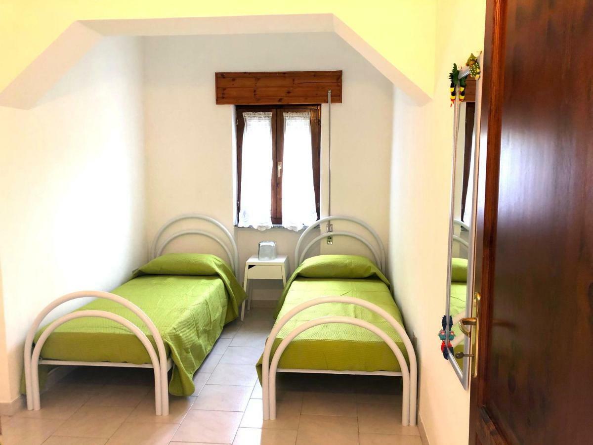 Tergu Apartment Maria מראה חיצוני תמונה